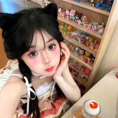 群莺乱飞